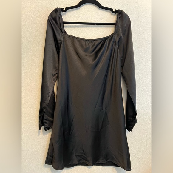 Princess Polly Star Power Mini Dress in Black - Picture 8 of 10